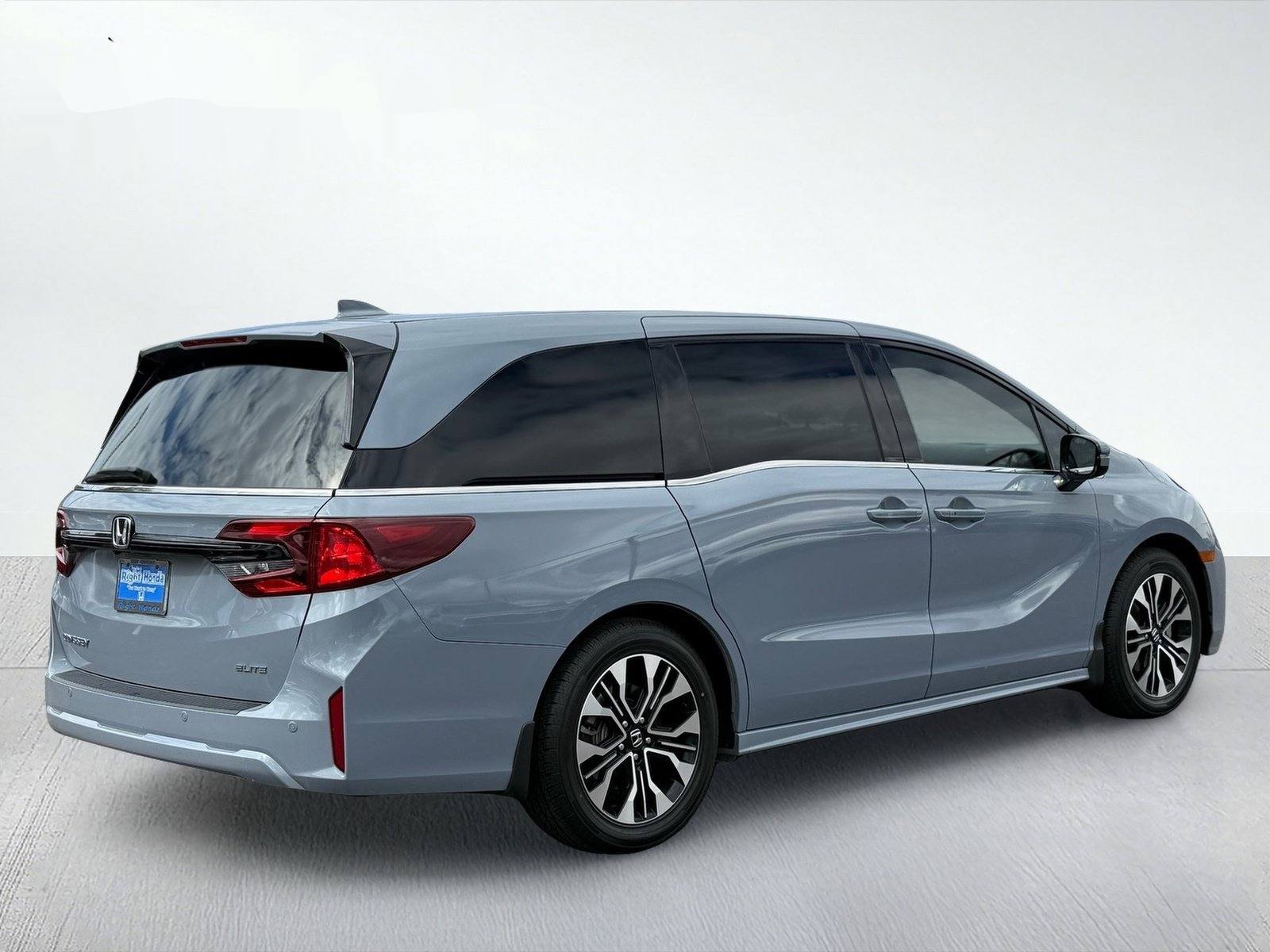 2025 Honda Odyssey Elite — photo 7 thumbnail