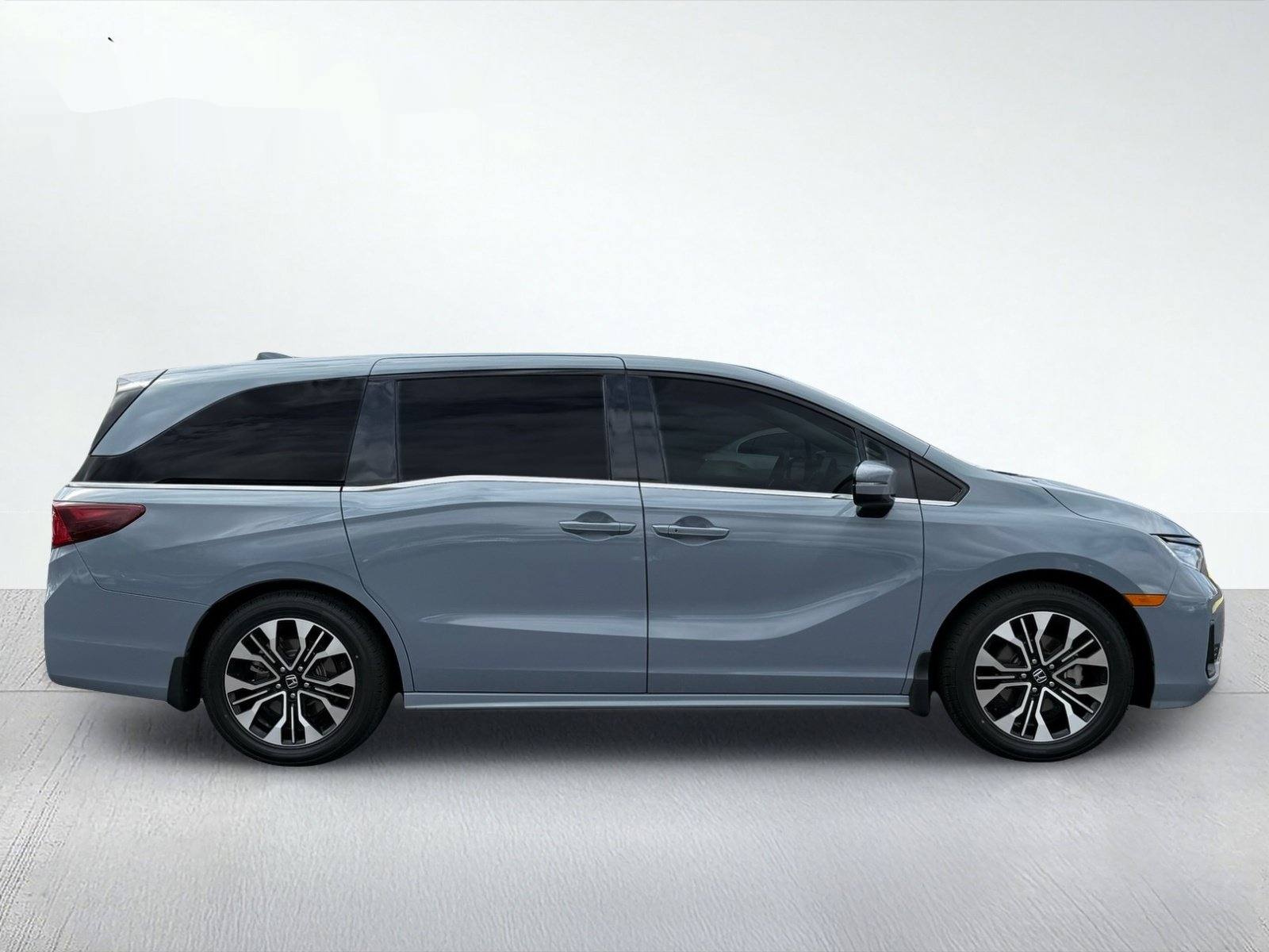 2025 Honda Odyssey Elite — photo 8 thumbnail