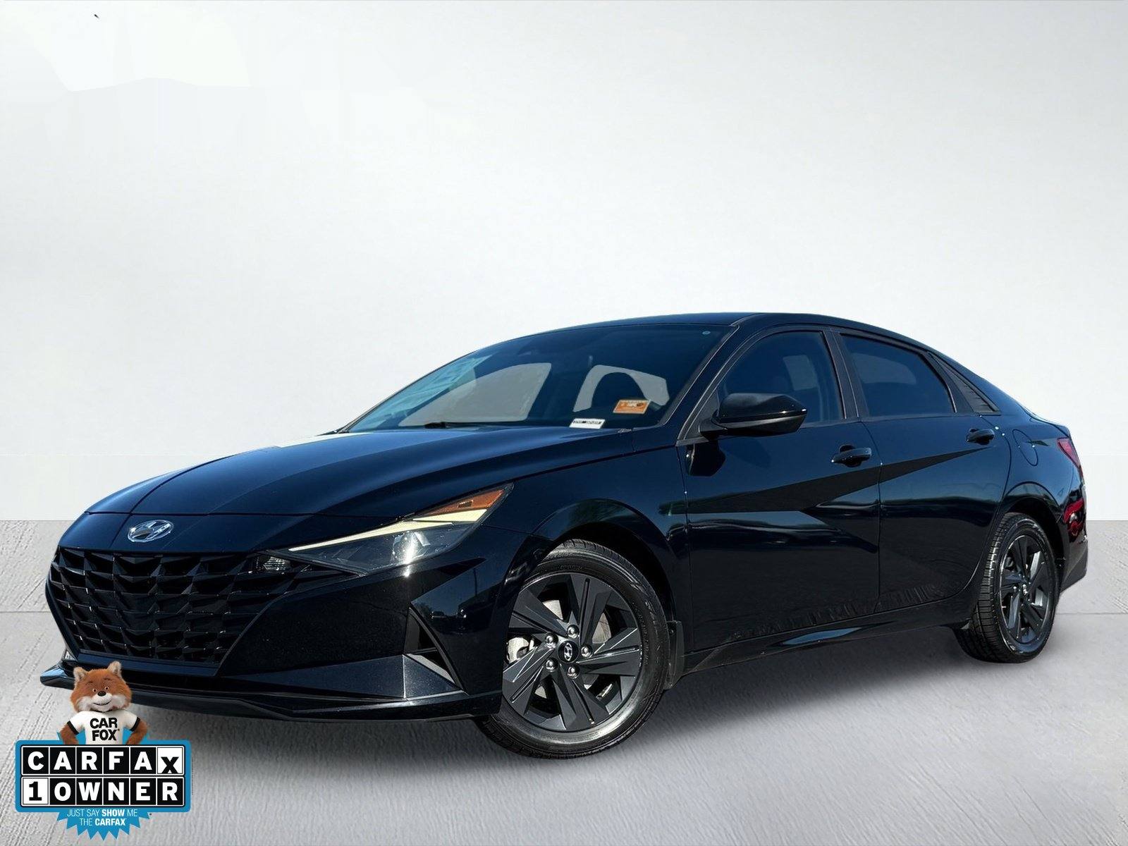 2023 Hyundai Elantra SEL — photo 1