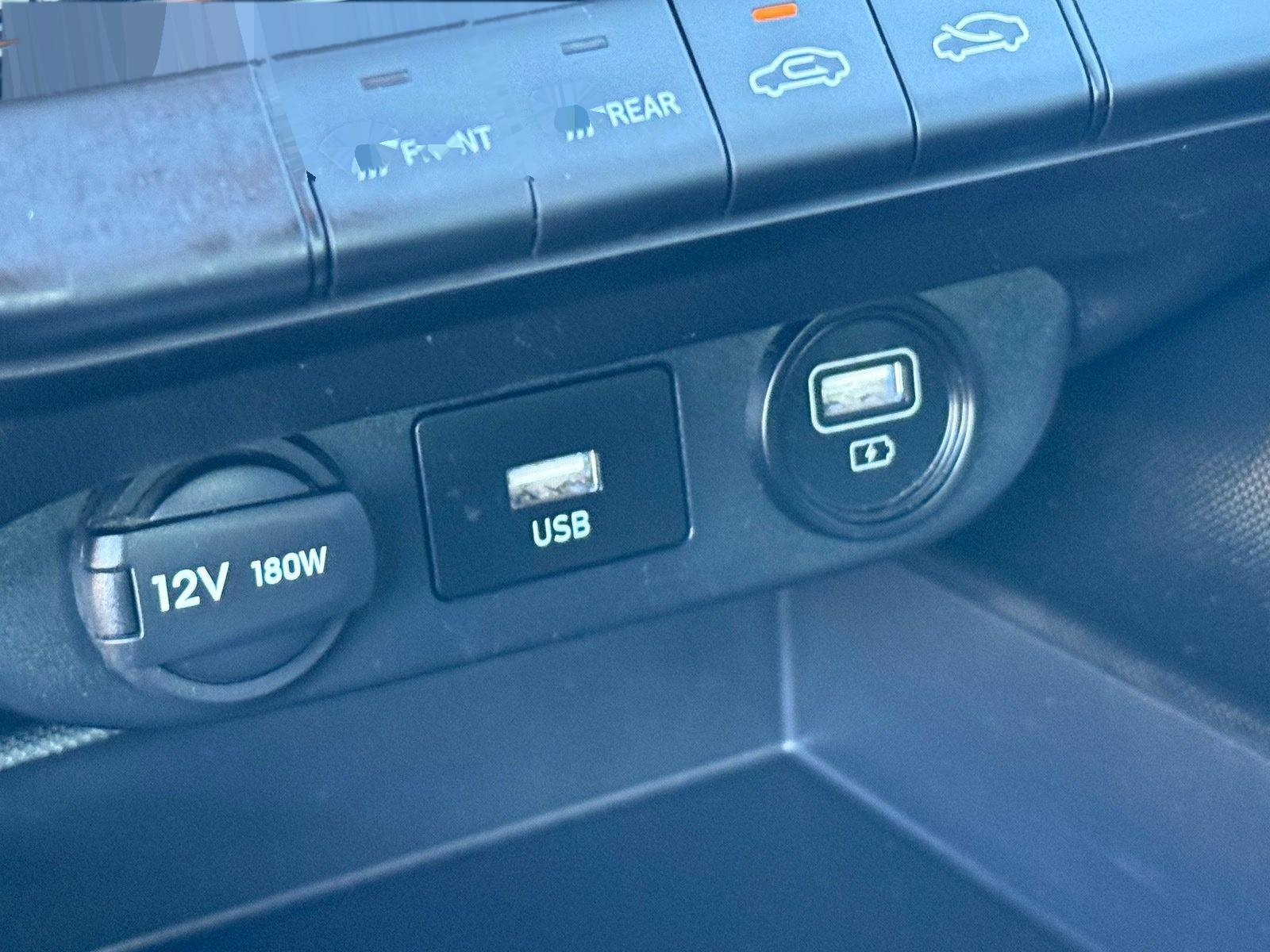 2023 Hyundai Elantra SEL — photo 23 thumbnail