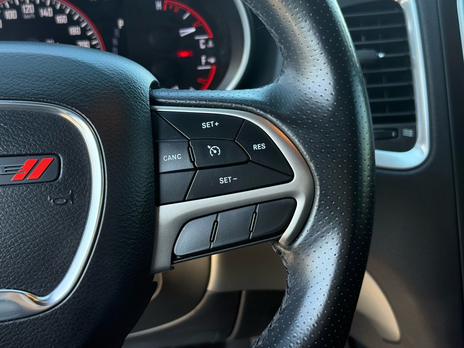 2020 Dodge Durango SXT Plus — photo 17 thumbnail