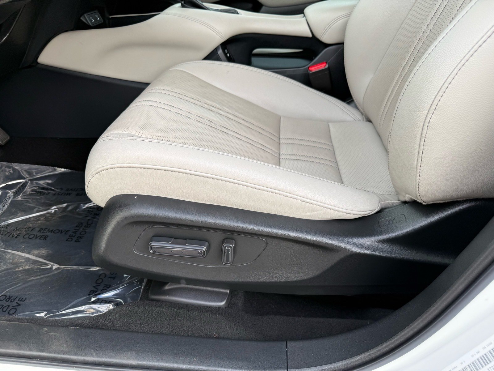 2026 Honda HR-V EX-L — photo 14 thumbnail