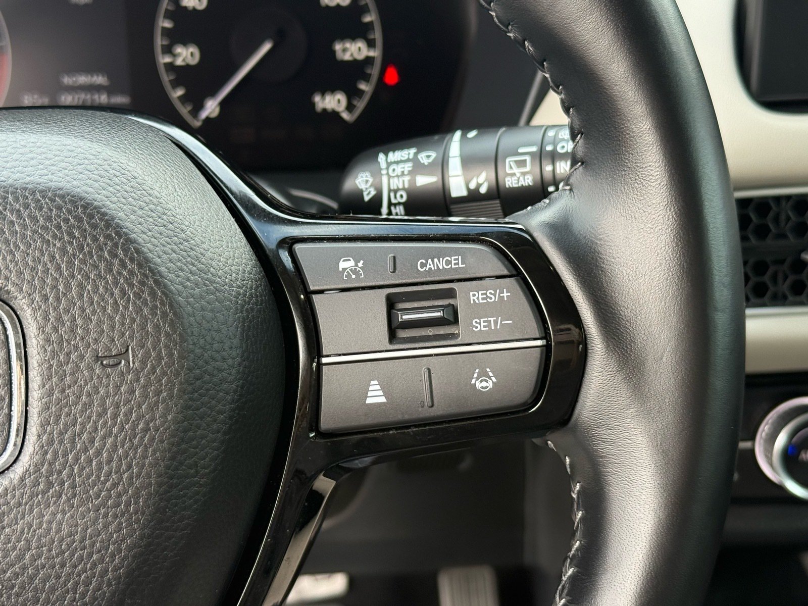 2026 Honda HR-V EX-L — photo 18 thumbnail