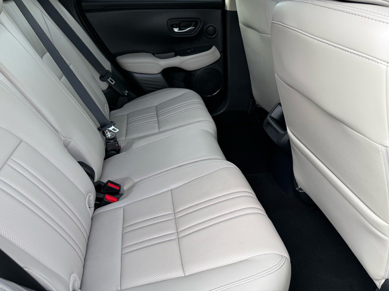2026 Honda HR-V EX-L — photo 29 thumbnail