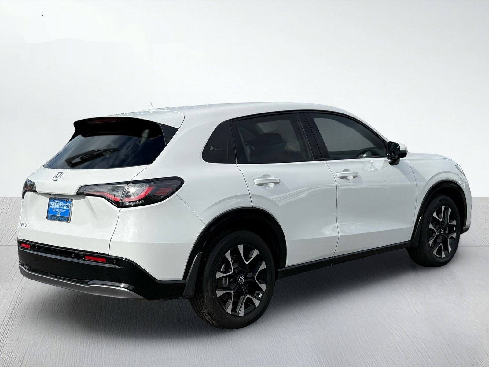 2026 Honda HR-V EX-L — photo 8 thumbnail