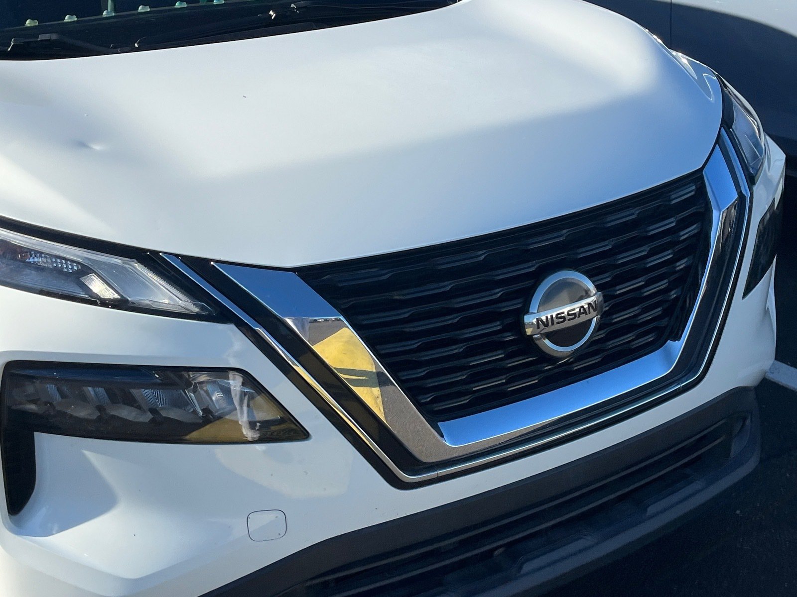 2021 Nissan Rogue S — photo 5 thumbnail