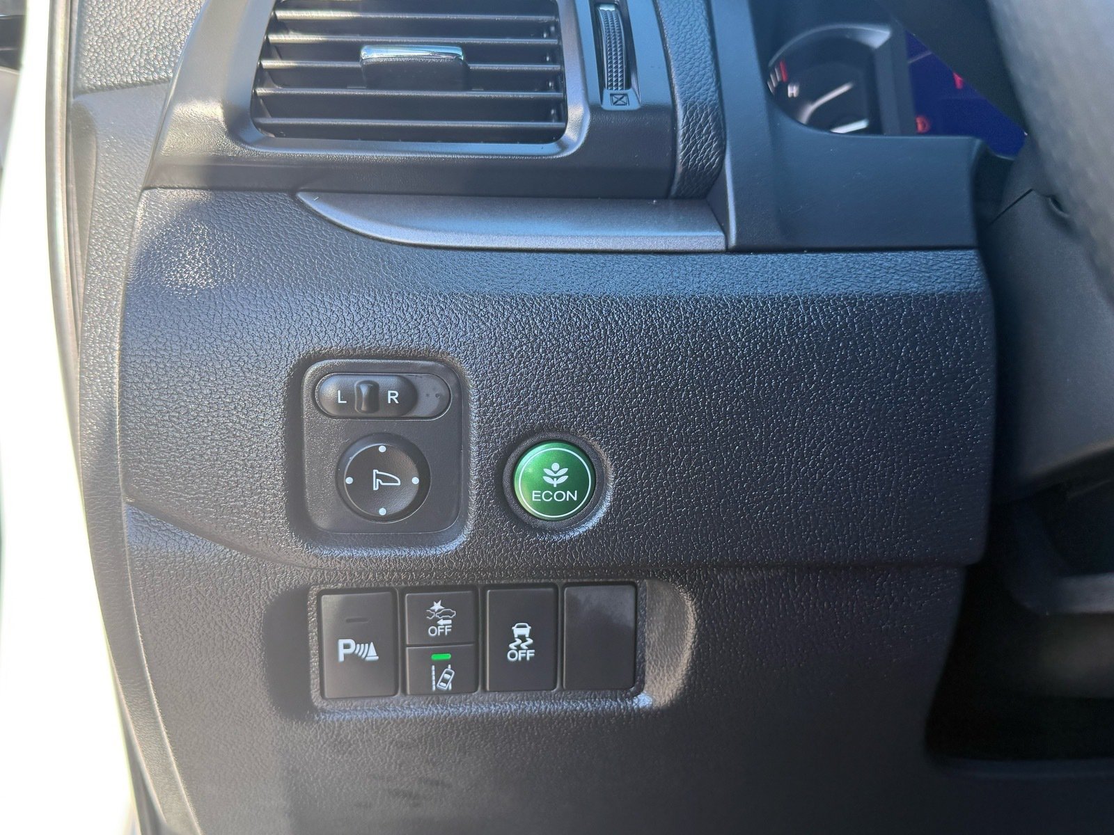 2024 Honda Passport EX-L — photo 14 thumbnail