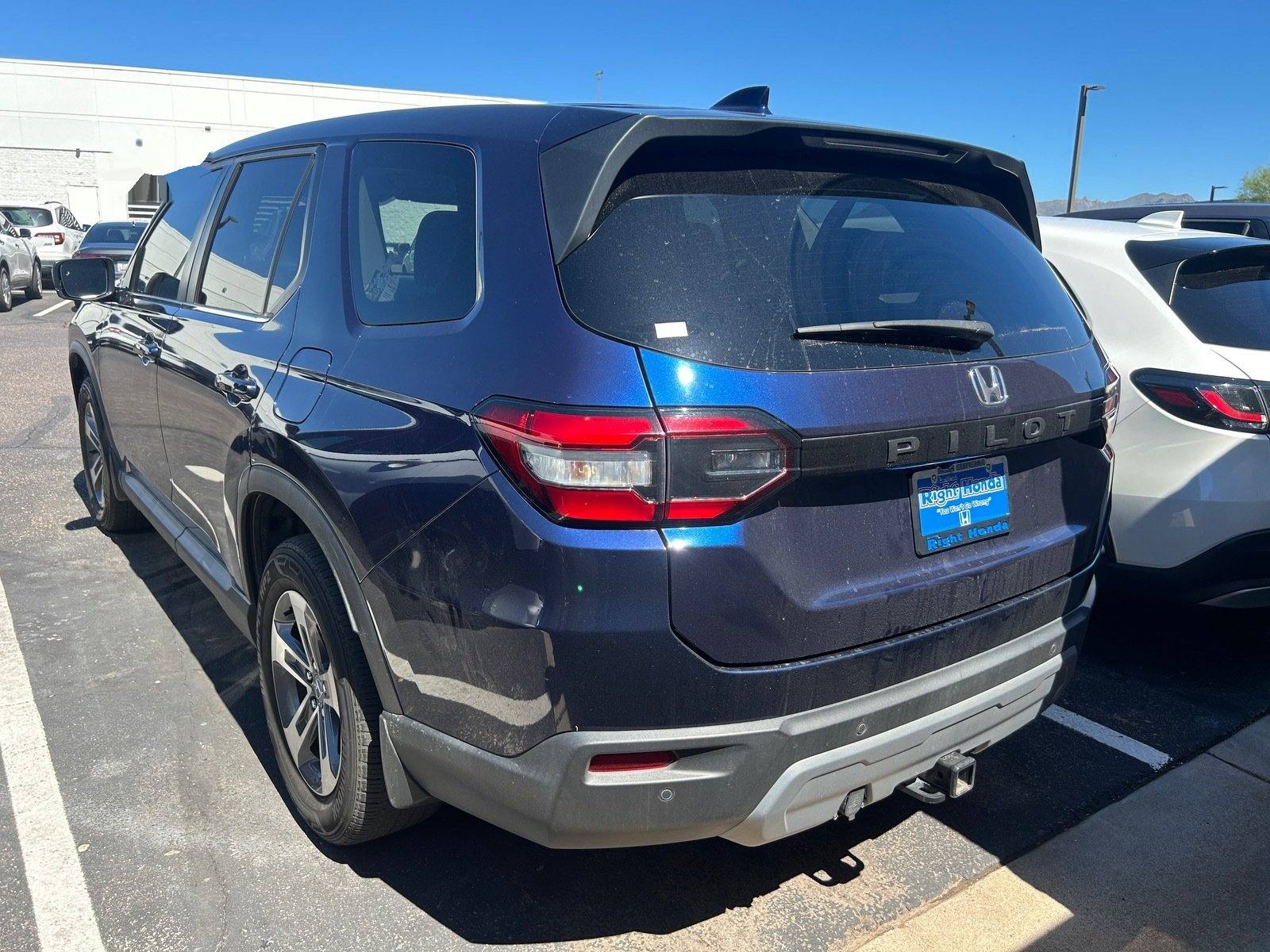 2024 Honda Pilot EX-L — photo 2 thumbnail