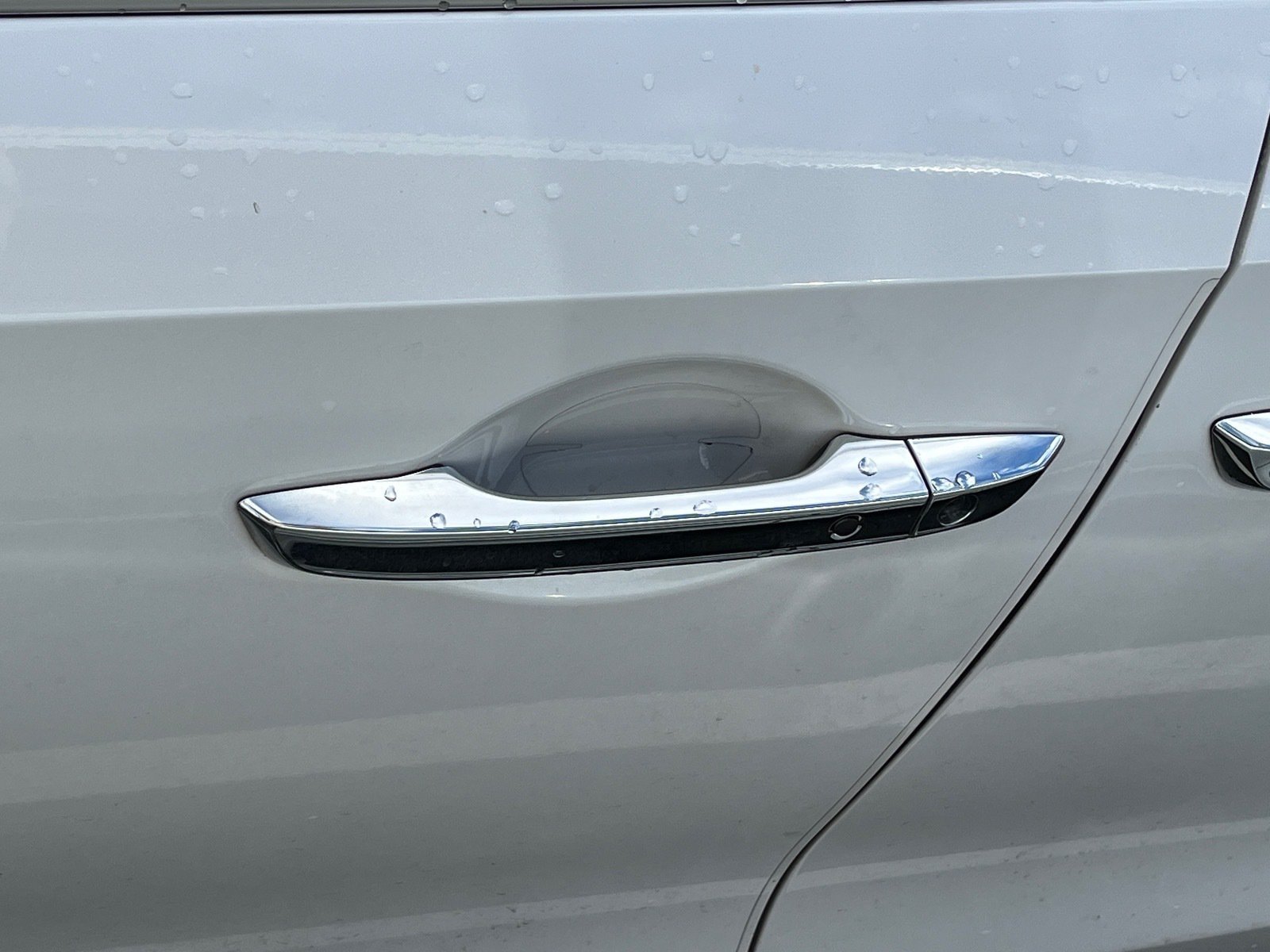 2024 Honda Odyssey Touring — photo 8 thumbnail