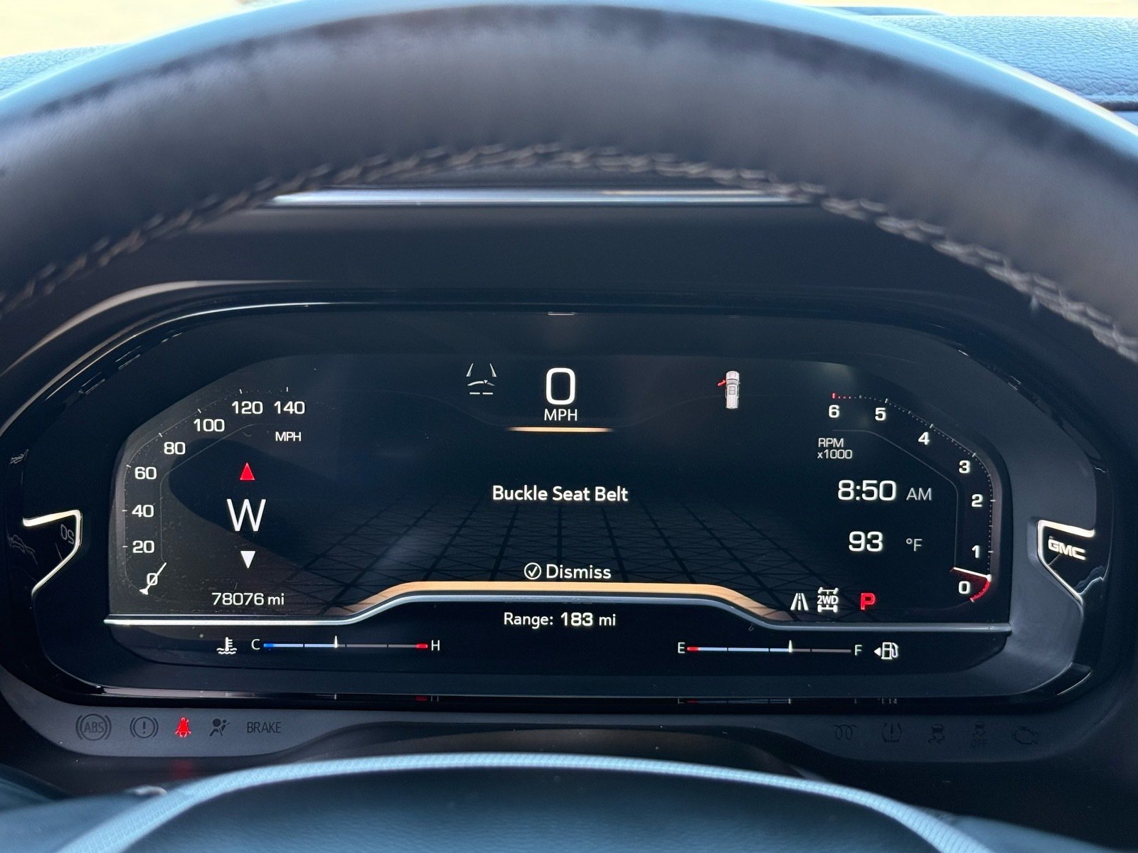 2023 GMC Yukon Denali — photo 18 thumbnail