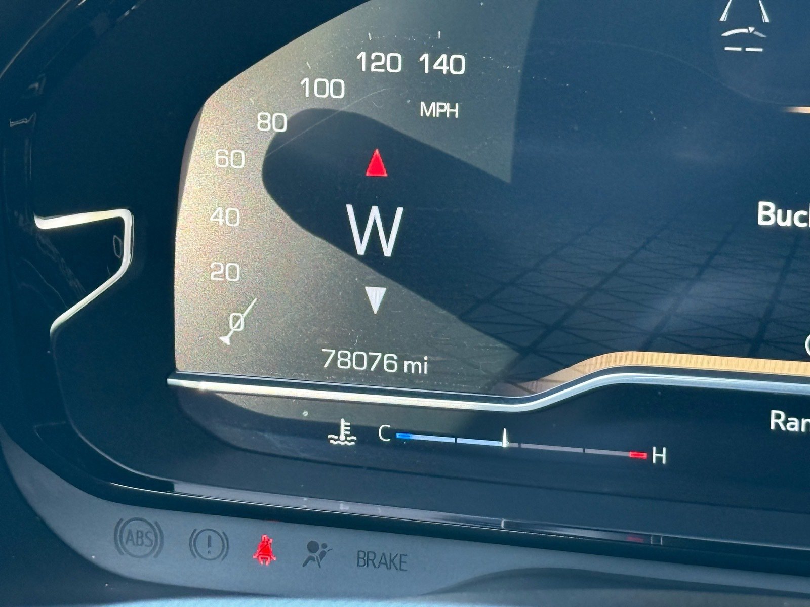 2023 GMC Yukon Denali — photo 19 thumbnail