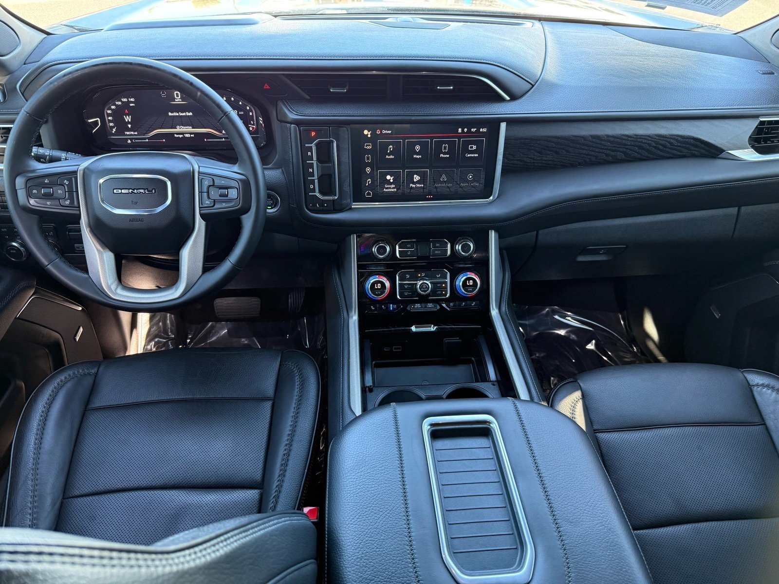 2023 GMC Yukon Denali — photo 28 thumbnail