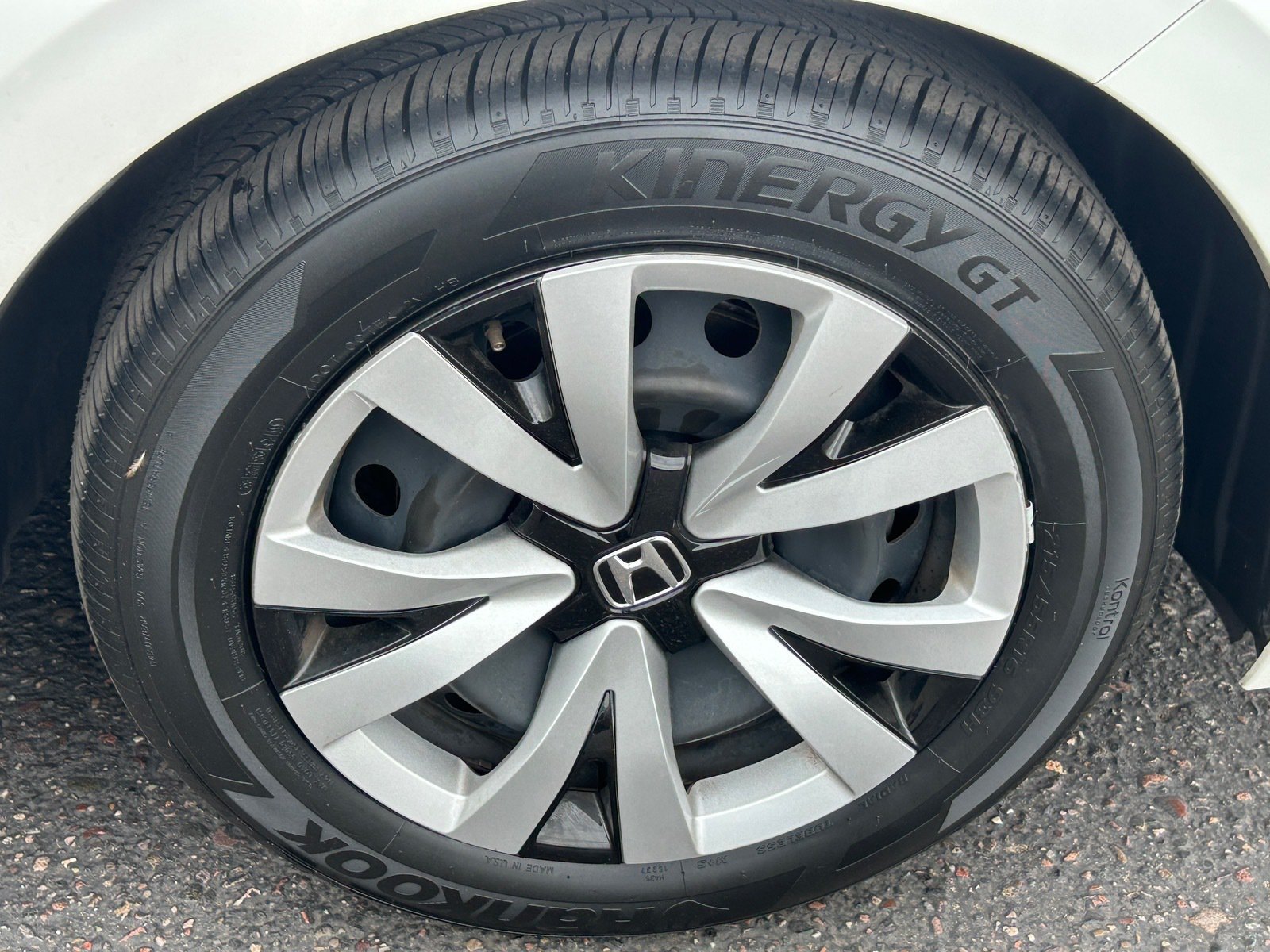 2025 Honda Civic LX — photo 10 thumbnail