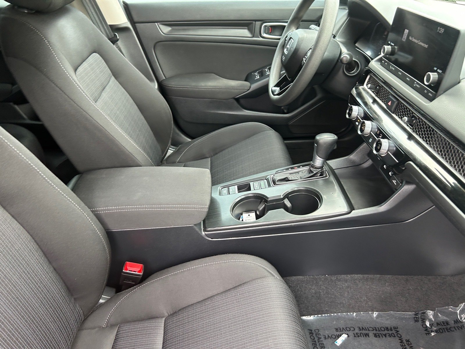 2025 Honda Civic LX — photo 12 thumbnail