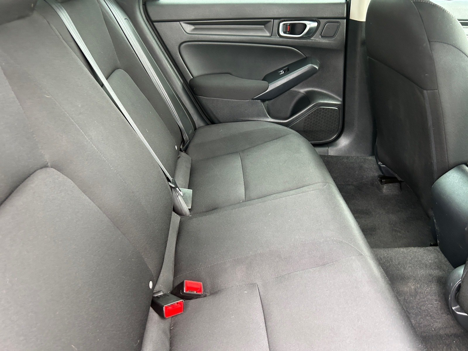 2025 Honda Civic LX — photo 14 thumbnail