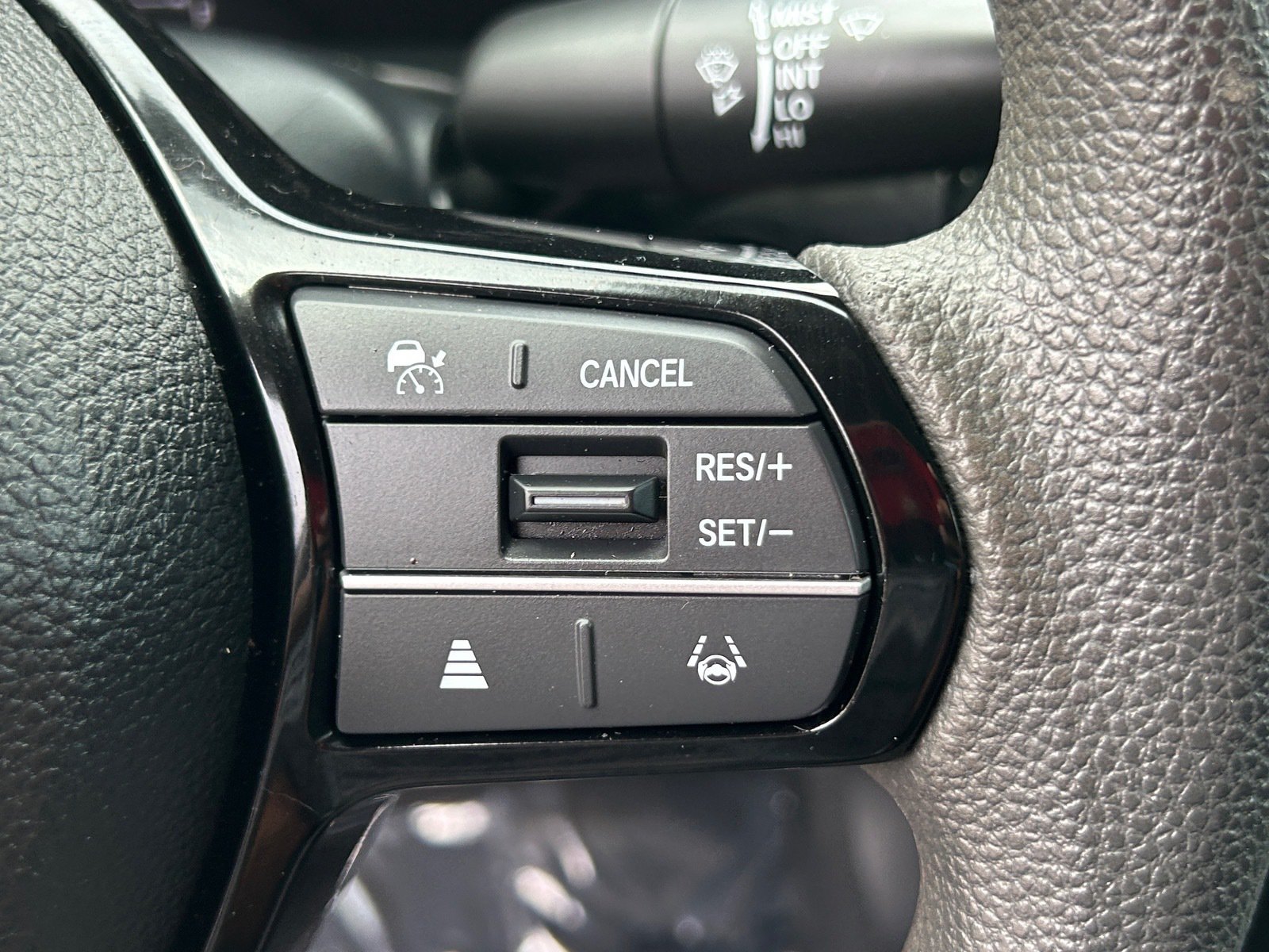 2025 Honda Civic LX — photo 26 thumbnail