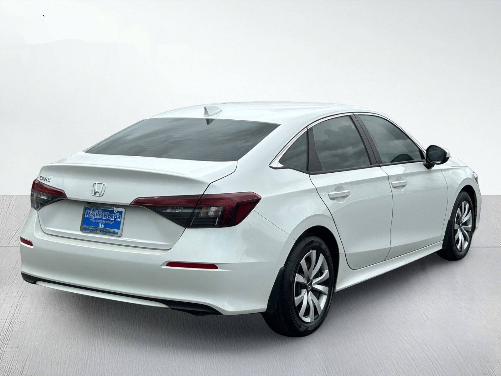 2025 Honda Civic LX — photo 5 thumbnail