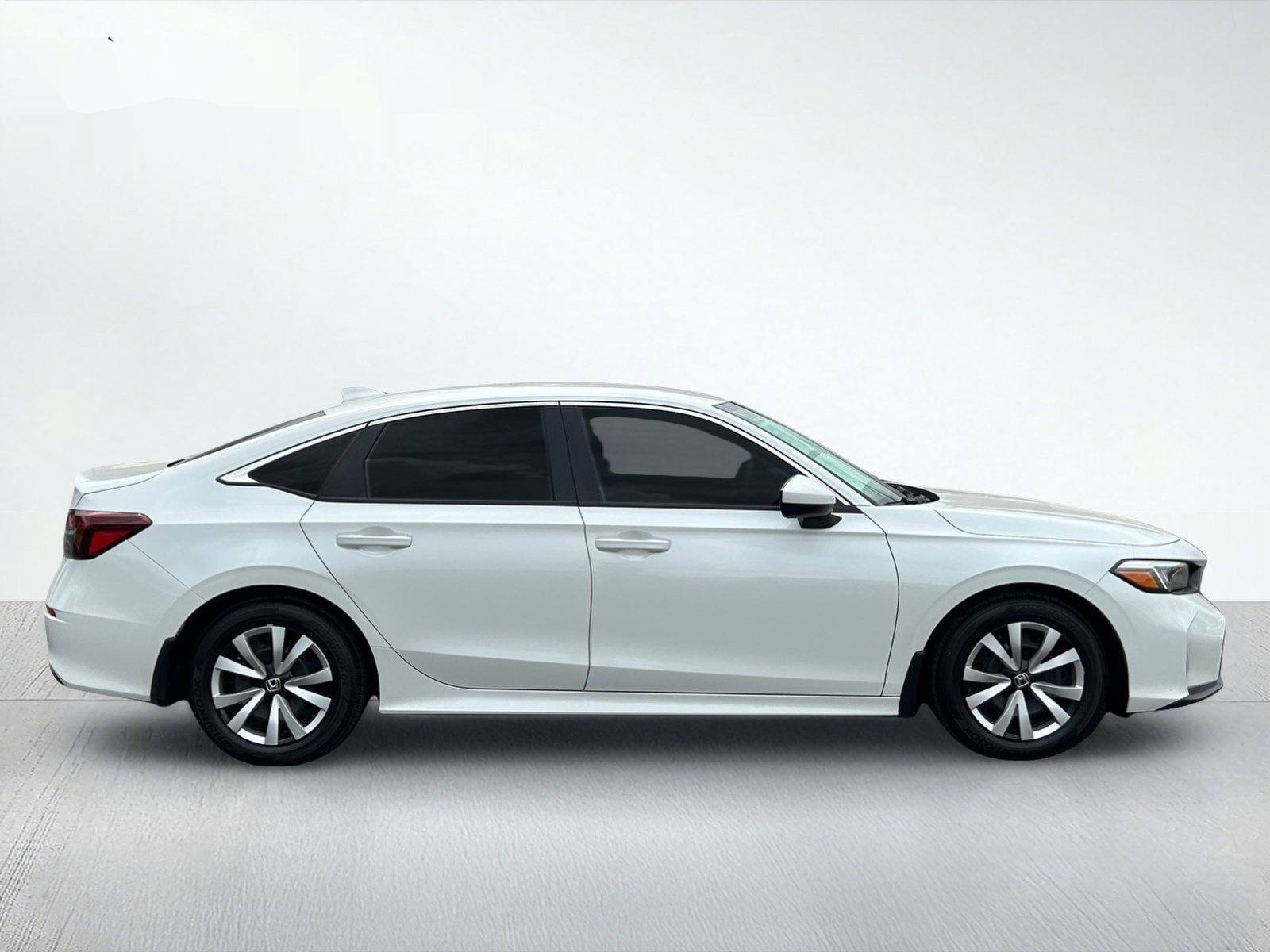 2025 Honda Civic LX — photo 6 thumbnail