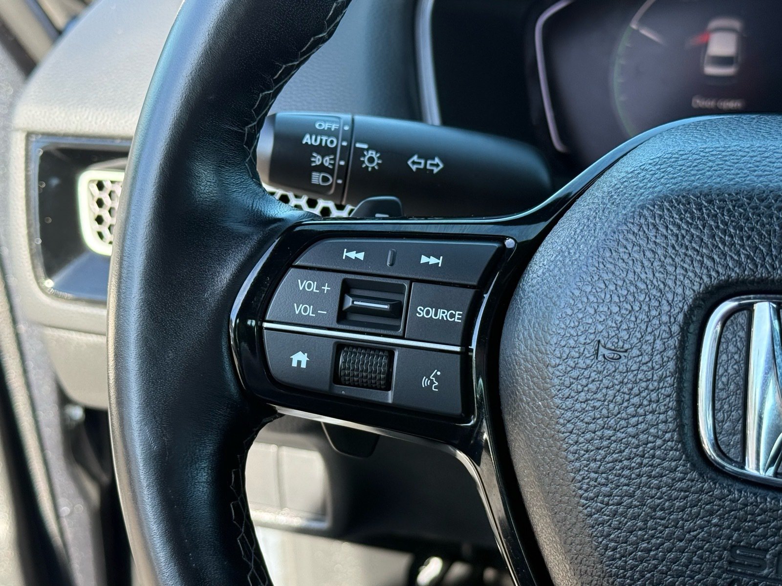 2025 Honda Civic Hybrid Sport — photo 16 thumbnail