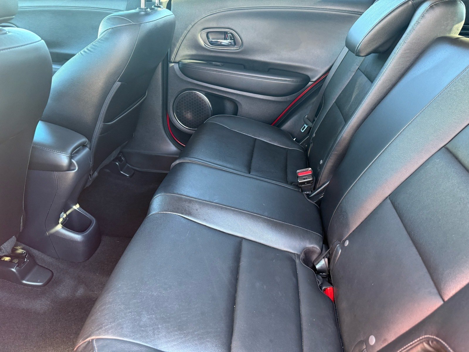 2016 Honda HR-V EX-L — photo 26 thumbnail