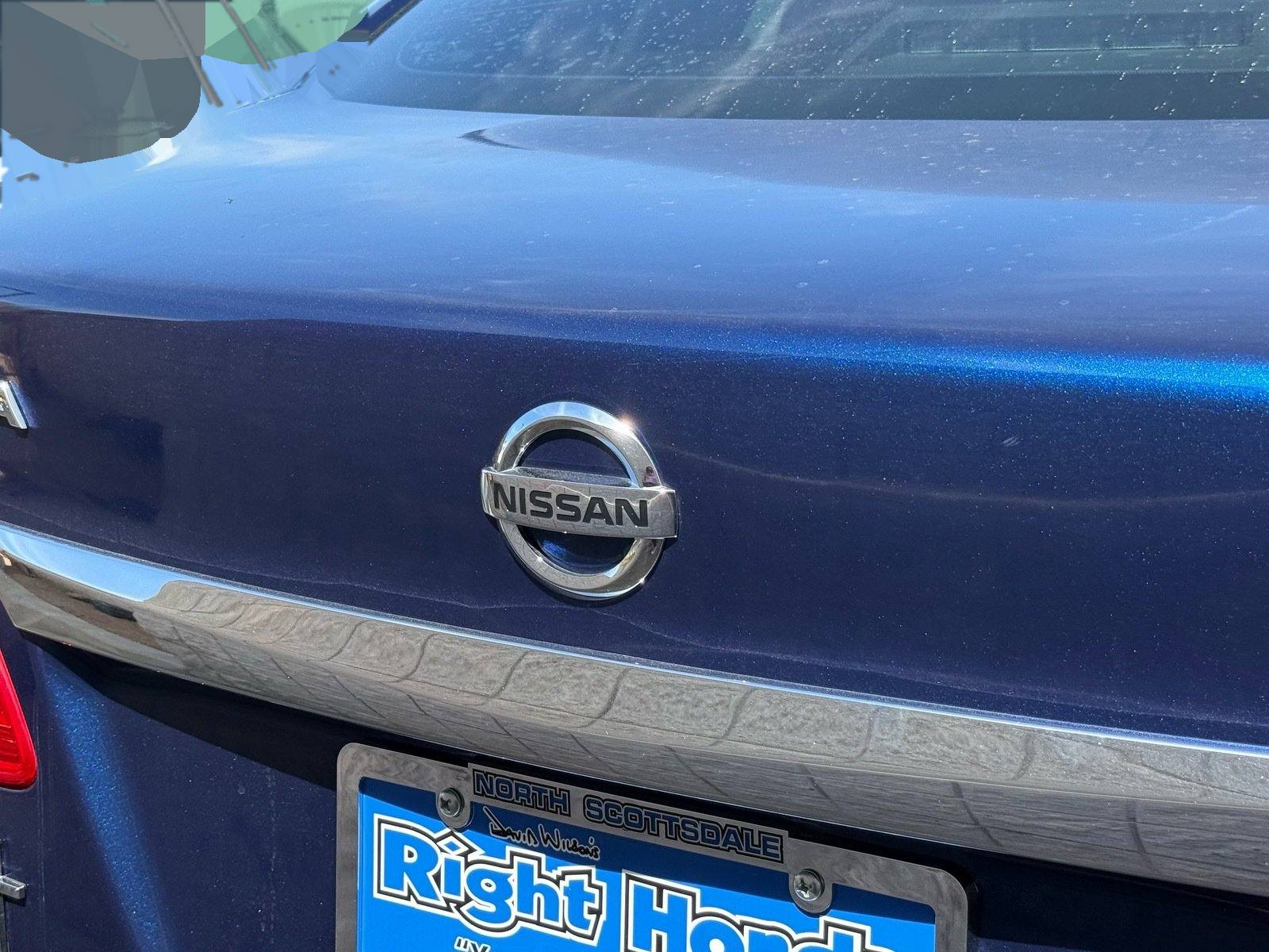 2019 Nissan Sentra S — photo 10 thumbnail