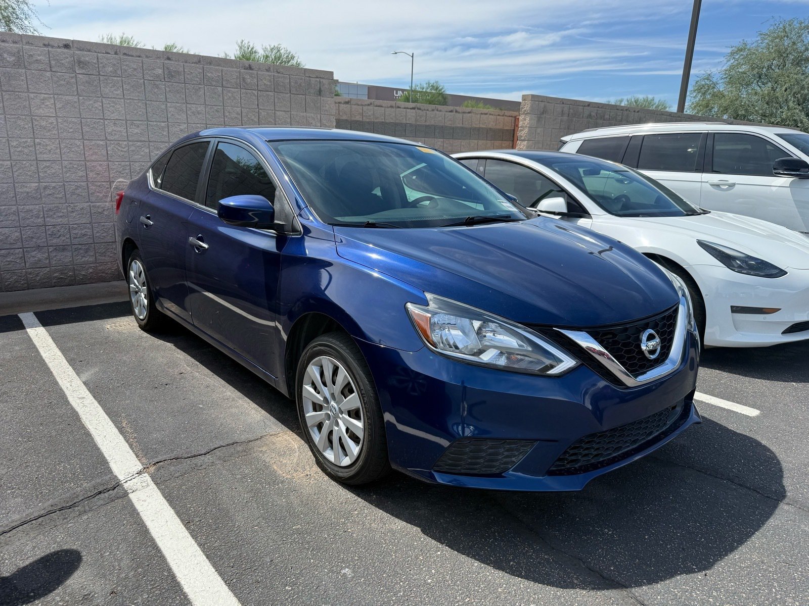 2019 Nissan Sentra S — photo 4 thumbnail