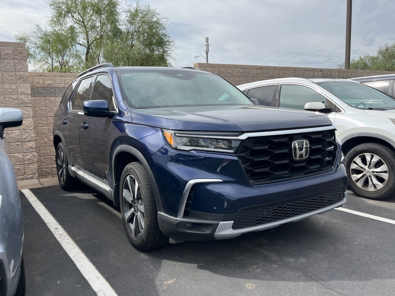 2024 Honda Pilot Touring — photo 4 thumbnail