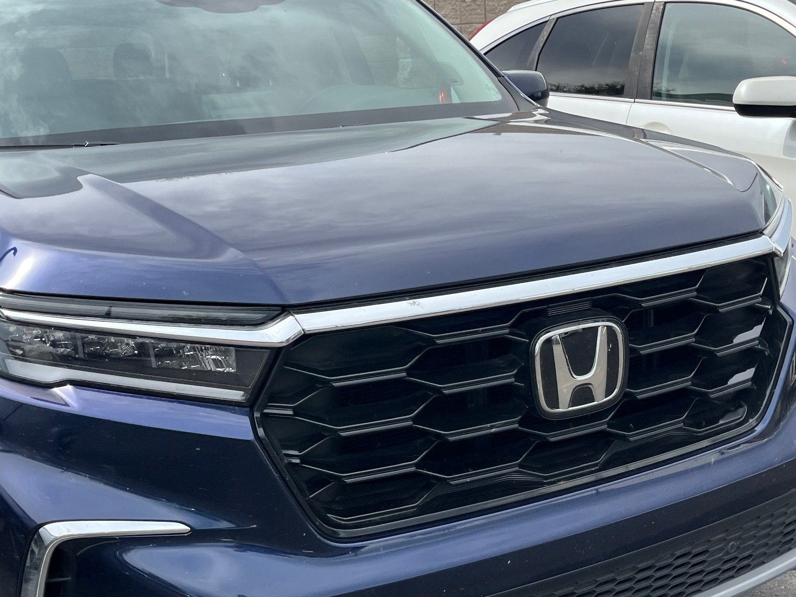 2024 Honda Pilot Touring — photo 5 thumbnail