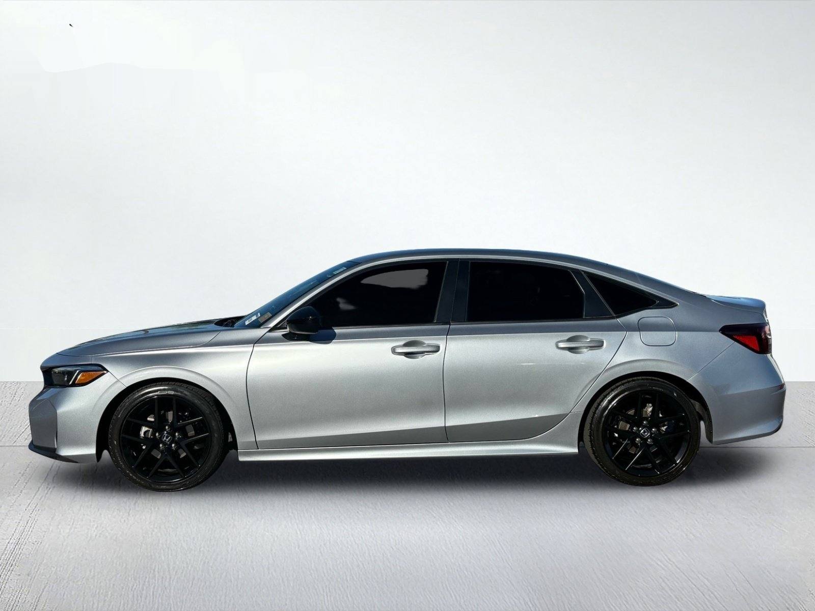 2025 Honda Civic Sport — photo 4 thumbnail