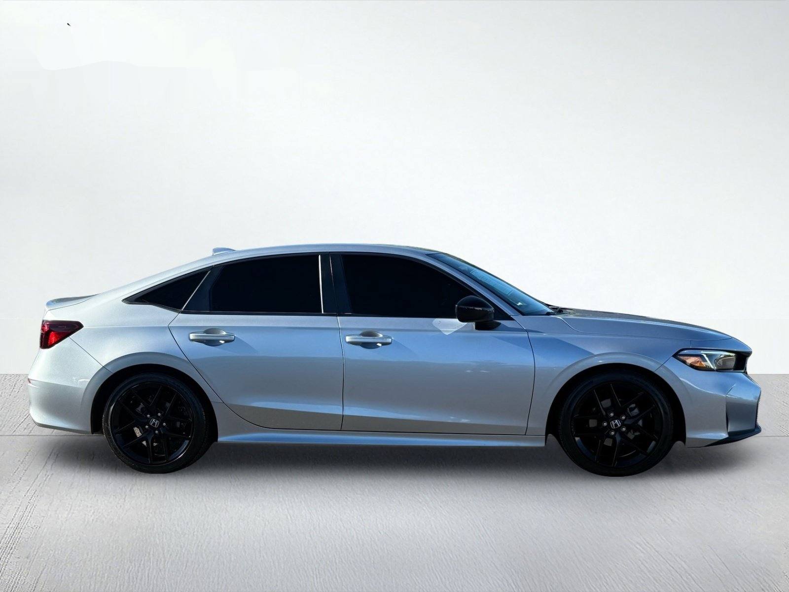 2025 Honda Civic Sport — photo 9 thumbnail
