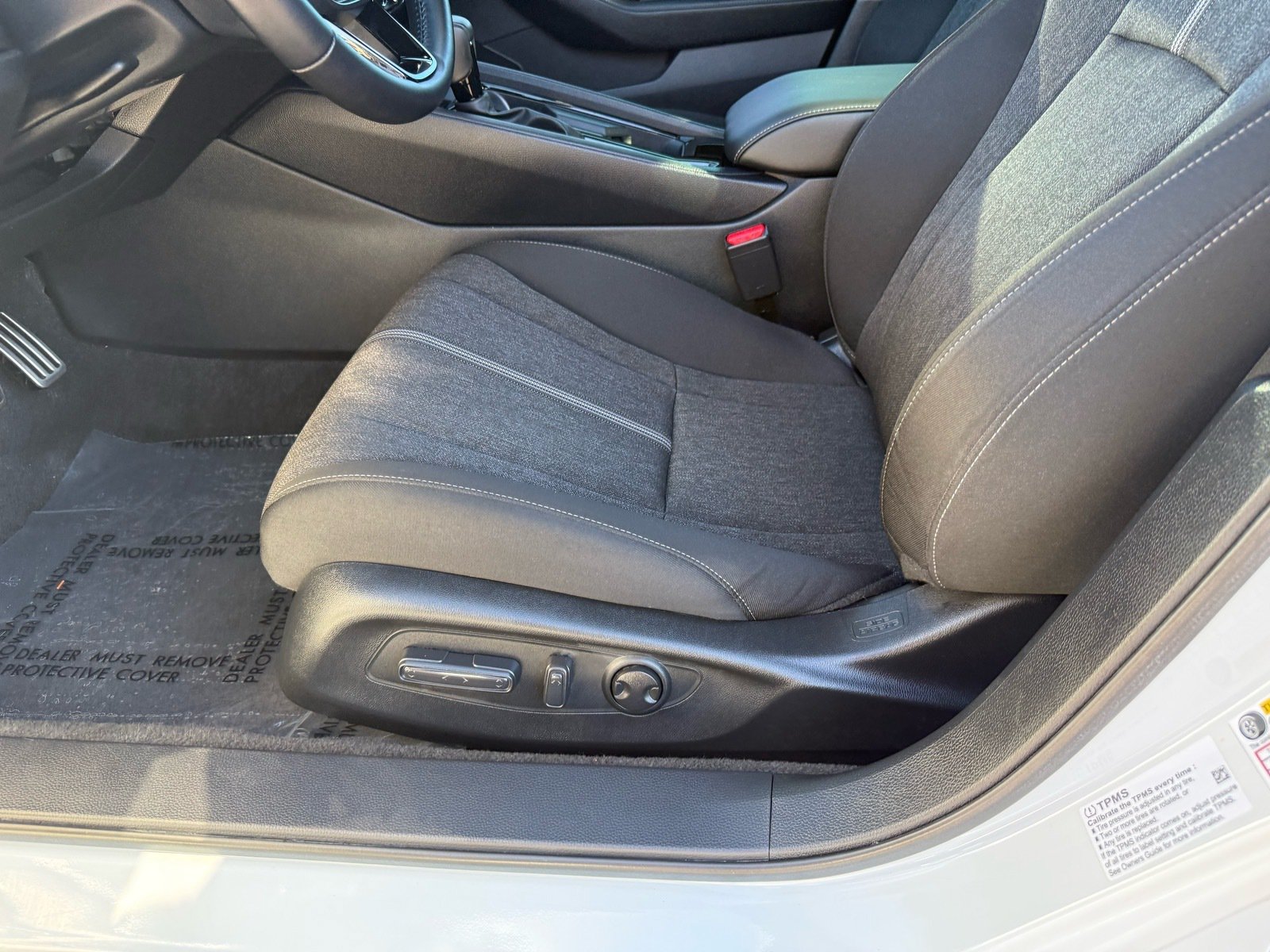 2024 Honda Accord Hybrid Sport — photo 13 thumbnail