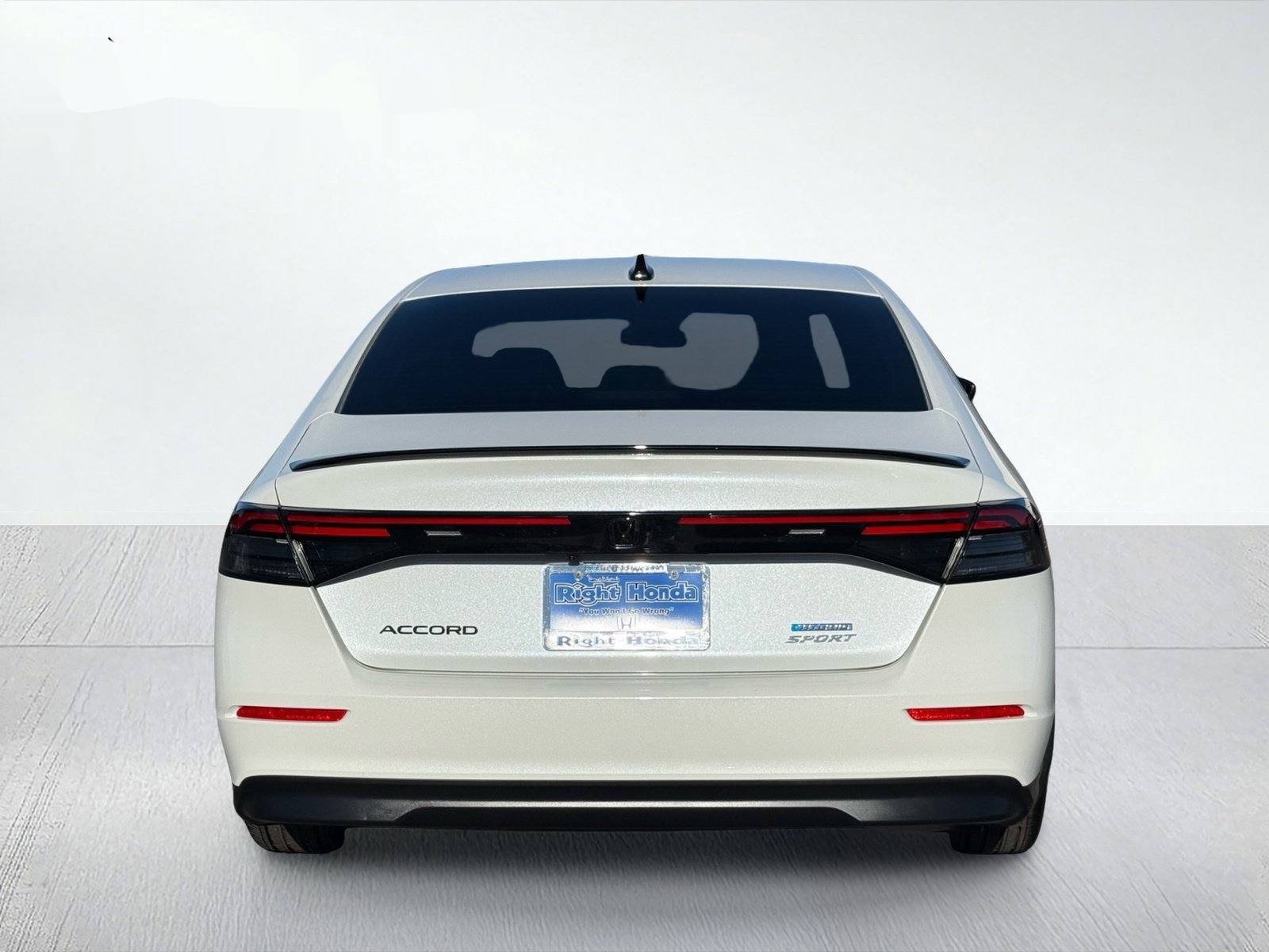2024 Honda Accord Hybrid Sport — photo 6 thumbnail