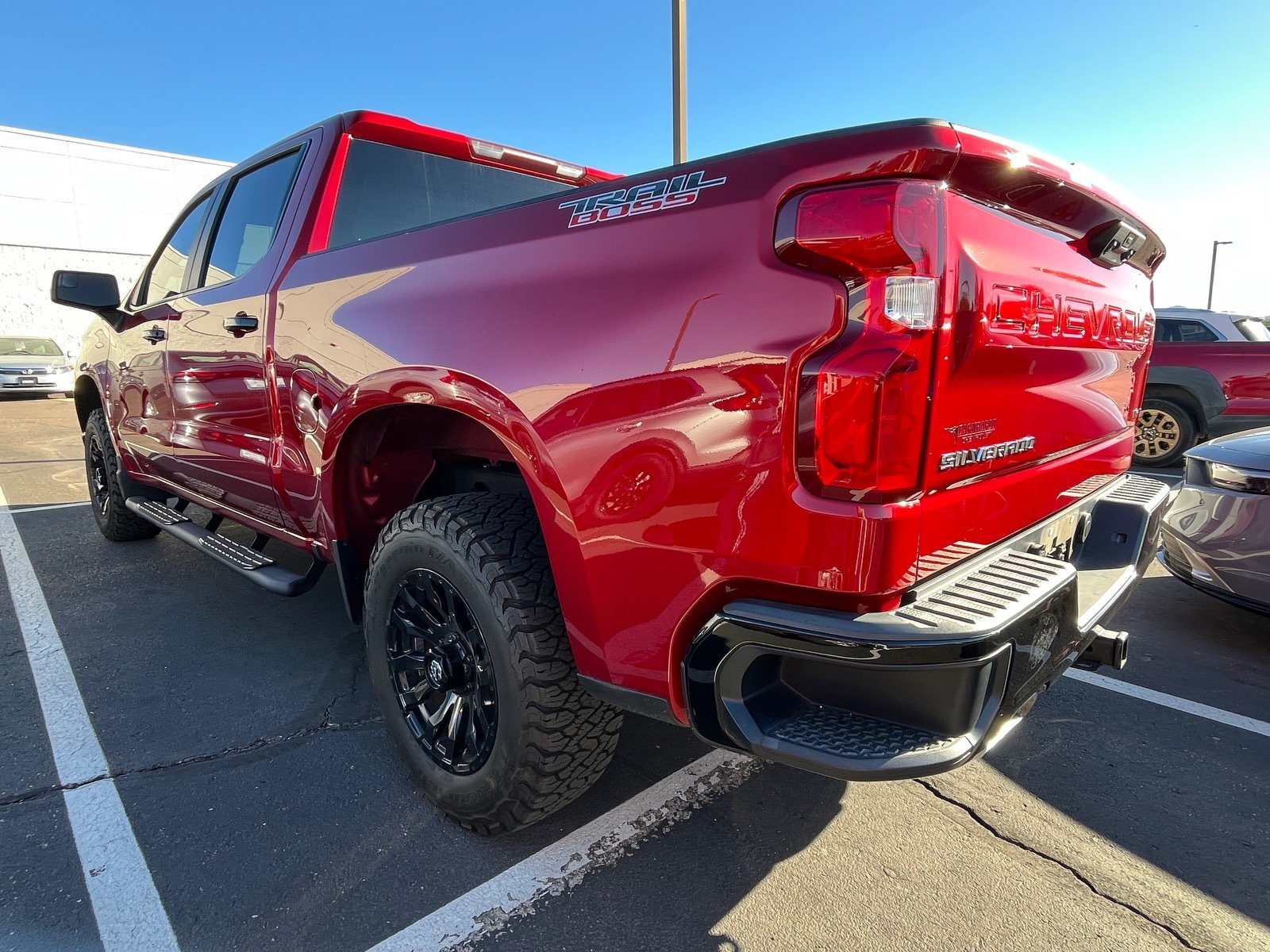 2024 Chevrolet Silverado 1500 LT Trail Boss — photo 2 thumbnail