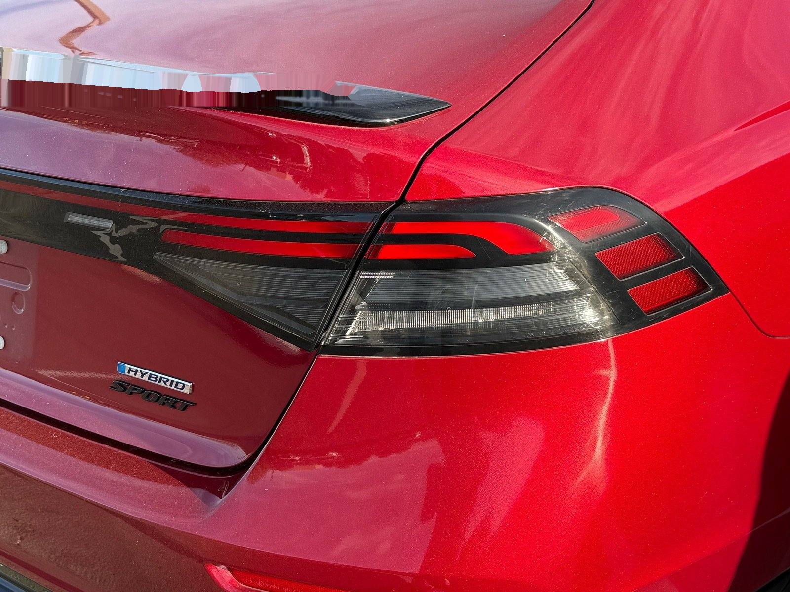 2024 Honda Accord Hybrid Sport-L — photo 8 thumbnail