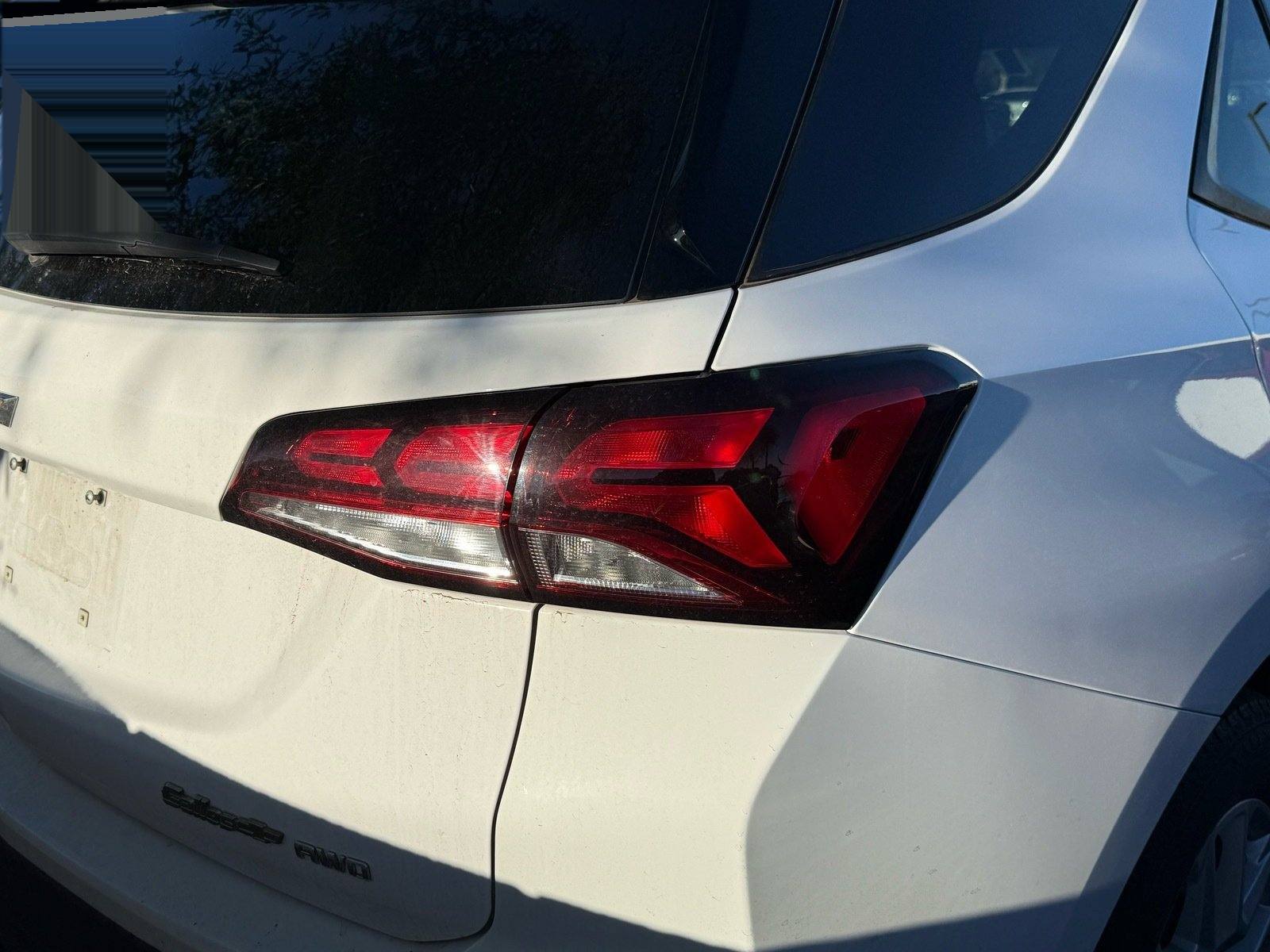 2023 Chevrolet Equinox LS — photo 8 thumbnail