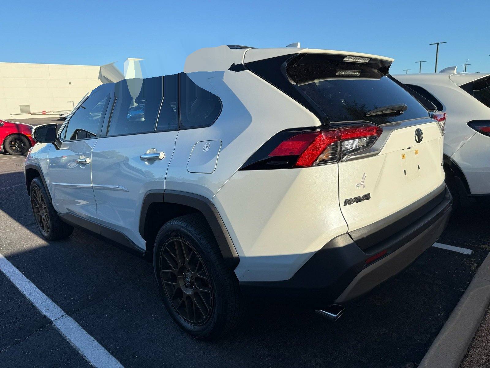 2023 Toyota RAV4 Limited — photo 2 thumbnail