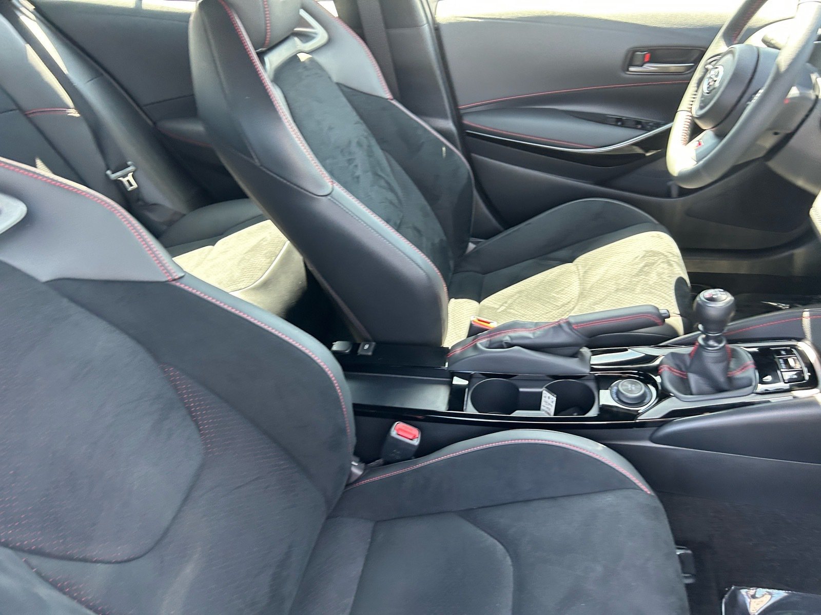 2025 Toyota GR Corolla Premium — photo 13 thumbnail