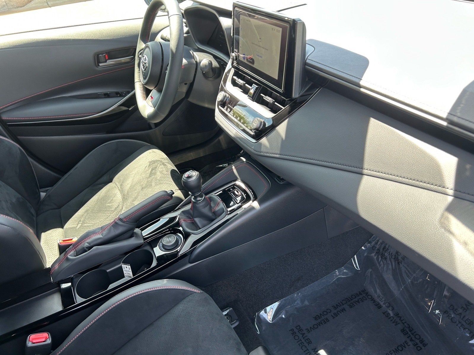 2025 Toyota GR Corolla Premium — photo 14 thumbnail