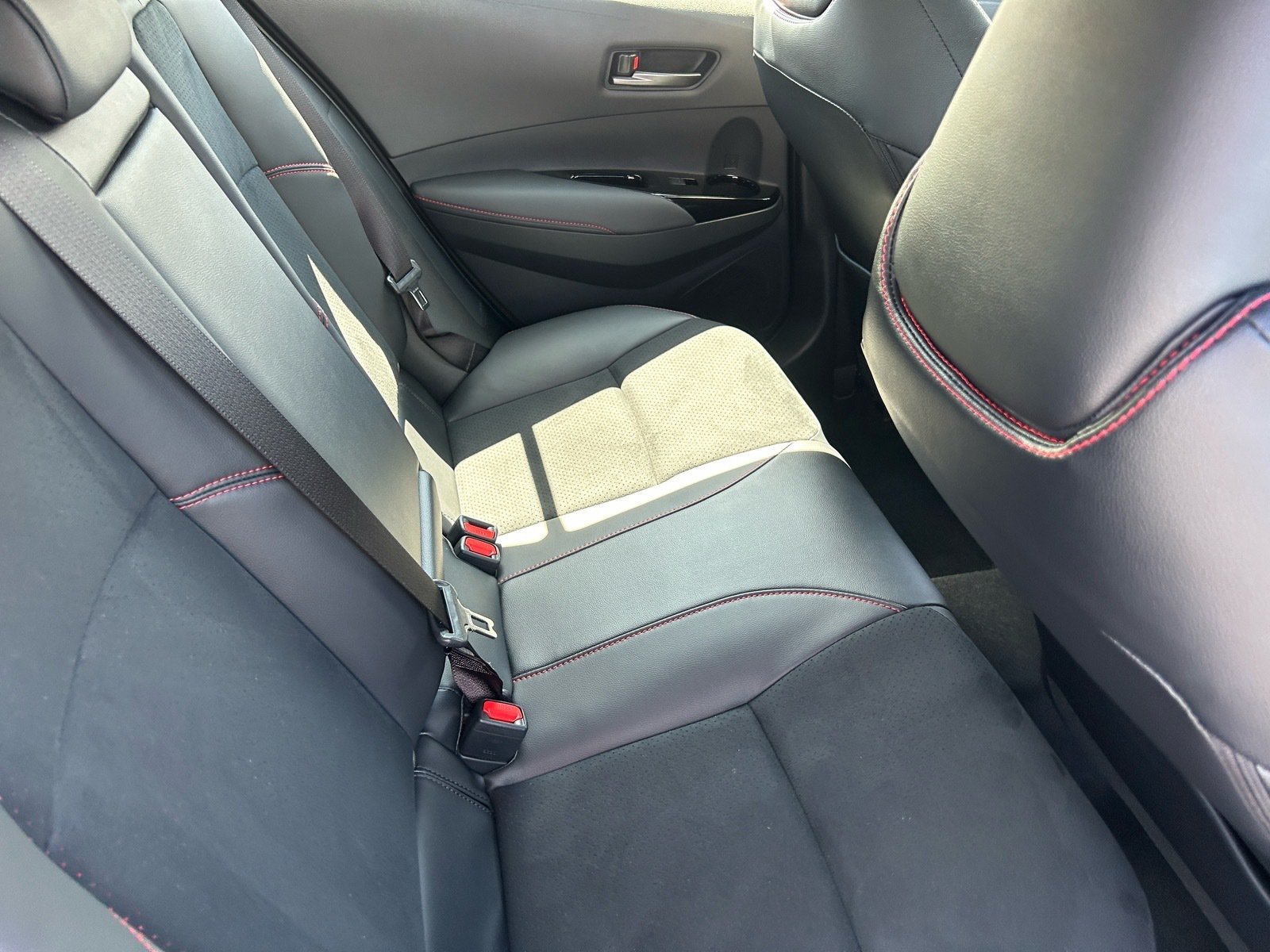 2025 Toyota GR Corolla Premium — photo 15 thumbnail