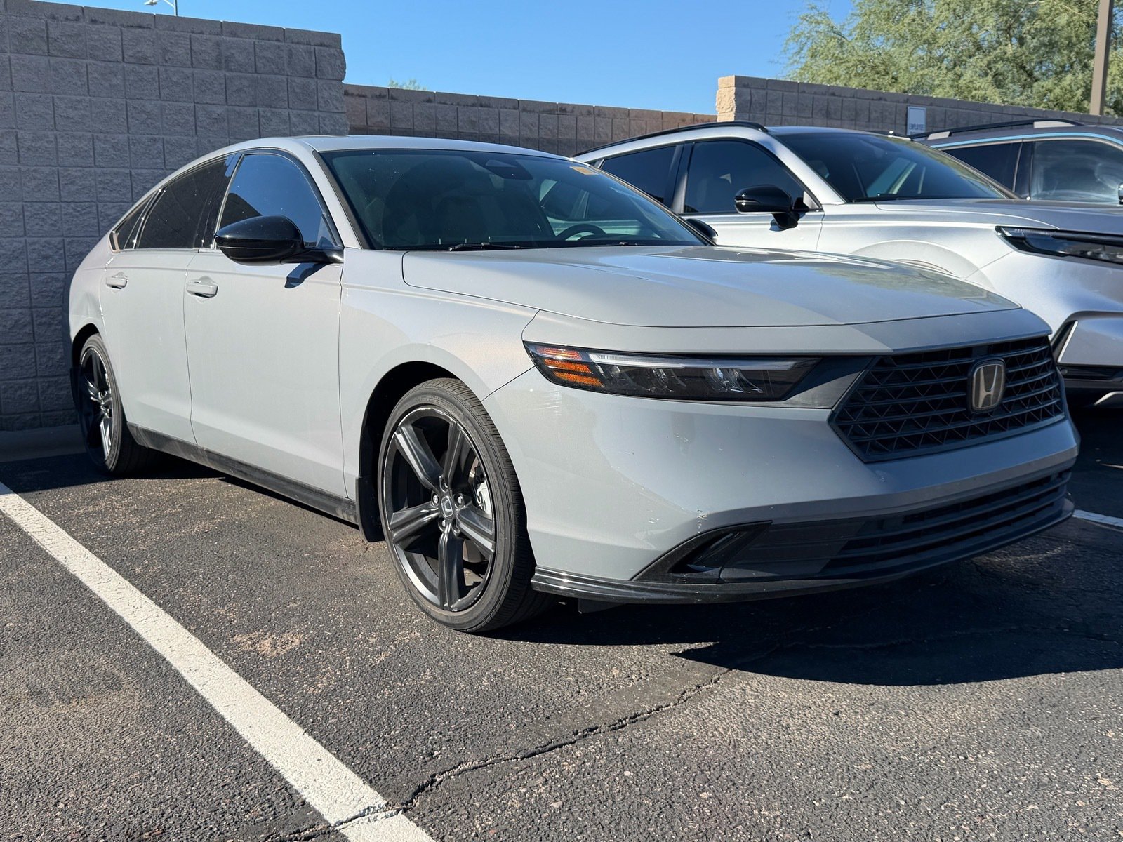 2024 Honda Accord Hybrid Sport-L — photo 4 thumbnail