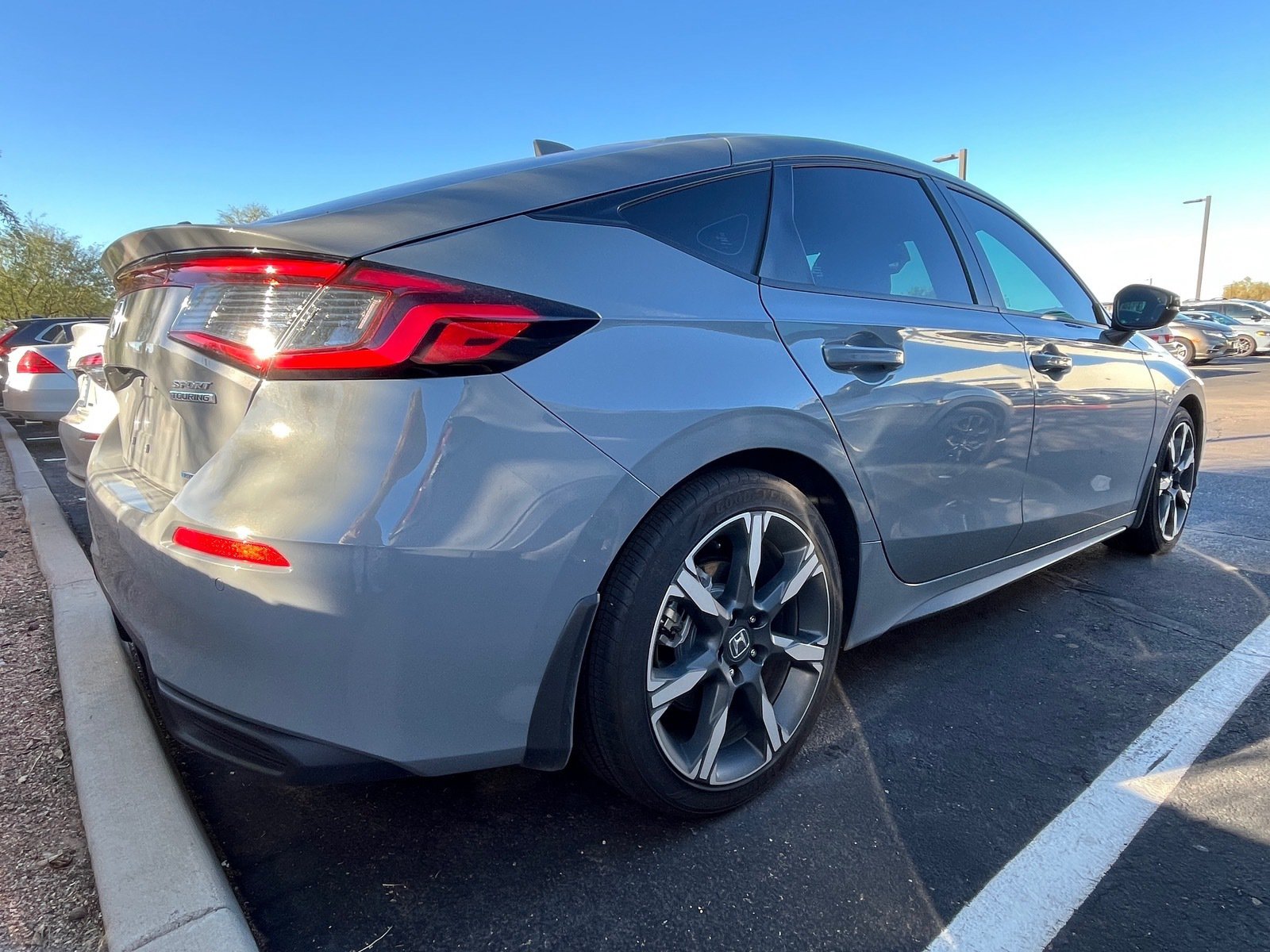 2025 Honda Civic Hybrid Sport Touring — photo 3 thumbnail