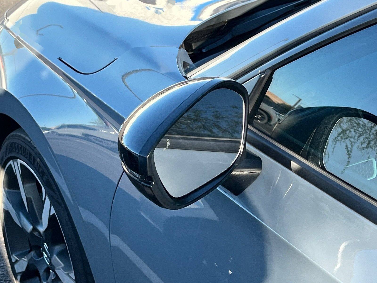 2025 Honda Civic Hybrid Sport Touring — photo 7 thumbnail