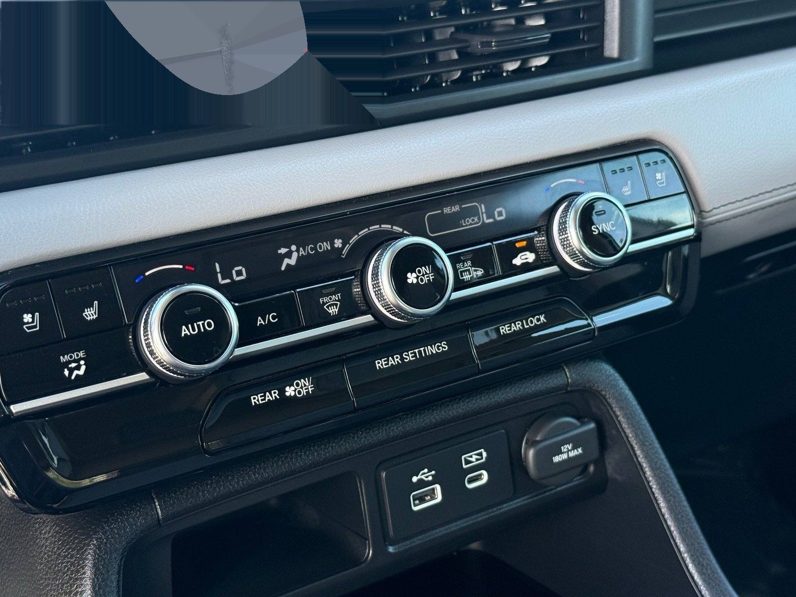 2024 Honda Pilot Elite — photo 21 thumbnail