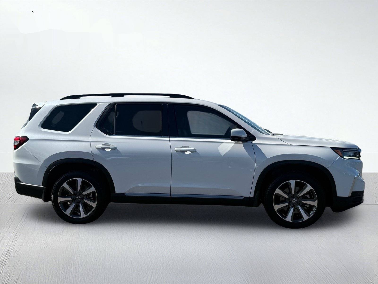 2024 Honda Pilot Elite — photo 7 thumbnail