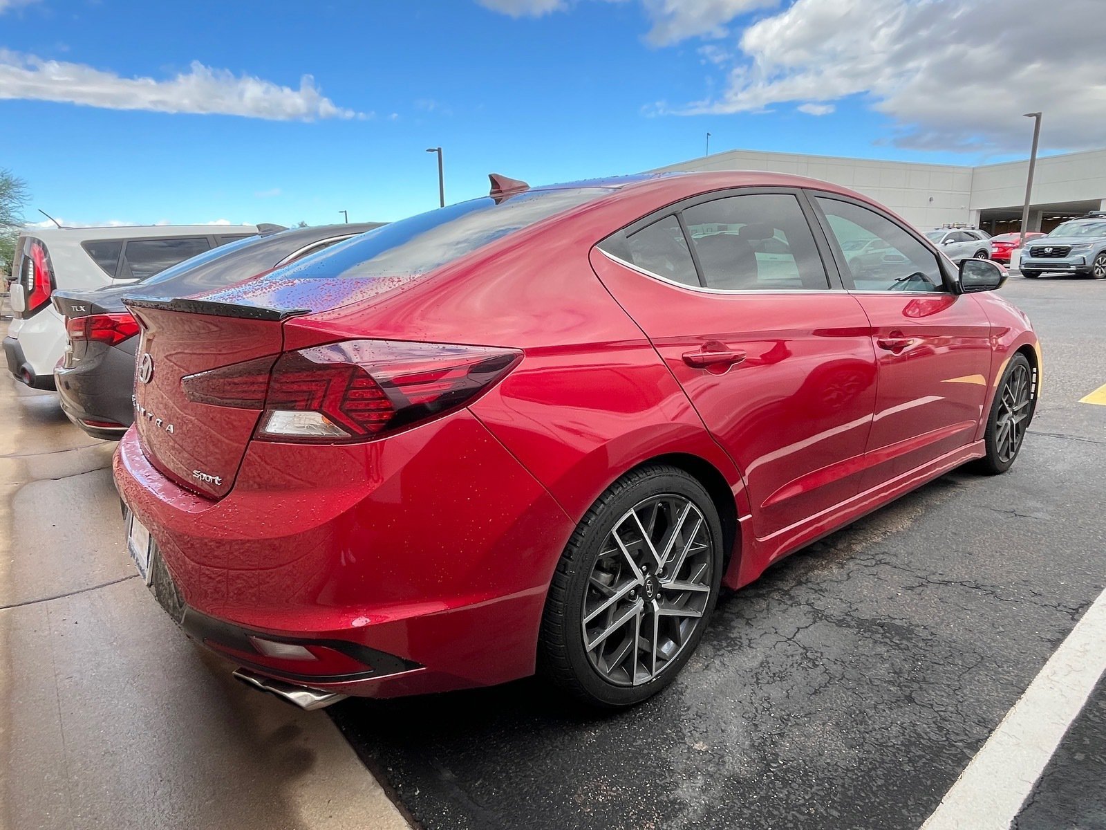 2020 Hyundai Elantra Sport — photo 3 thumbnail