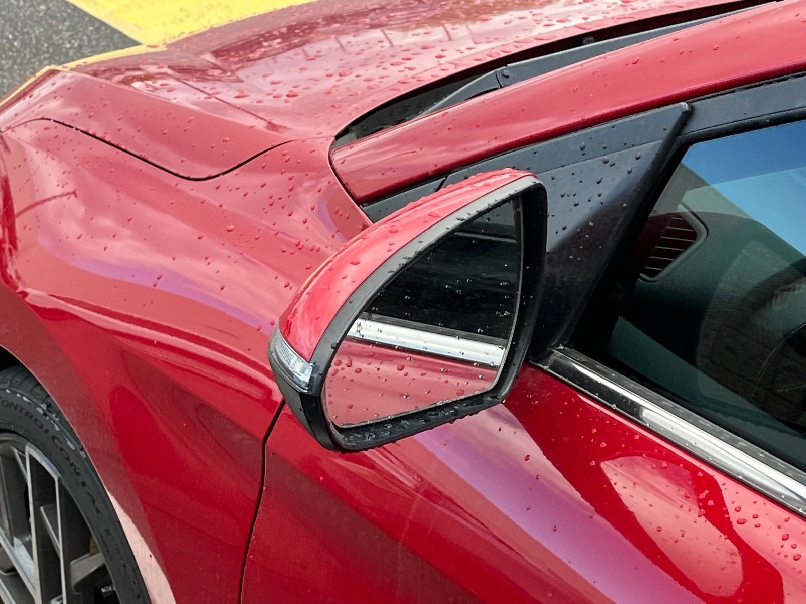 2020 Hyundai Elantra Sport — photo 7 thumbnail