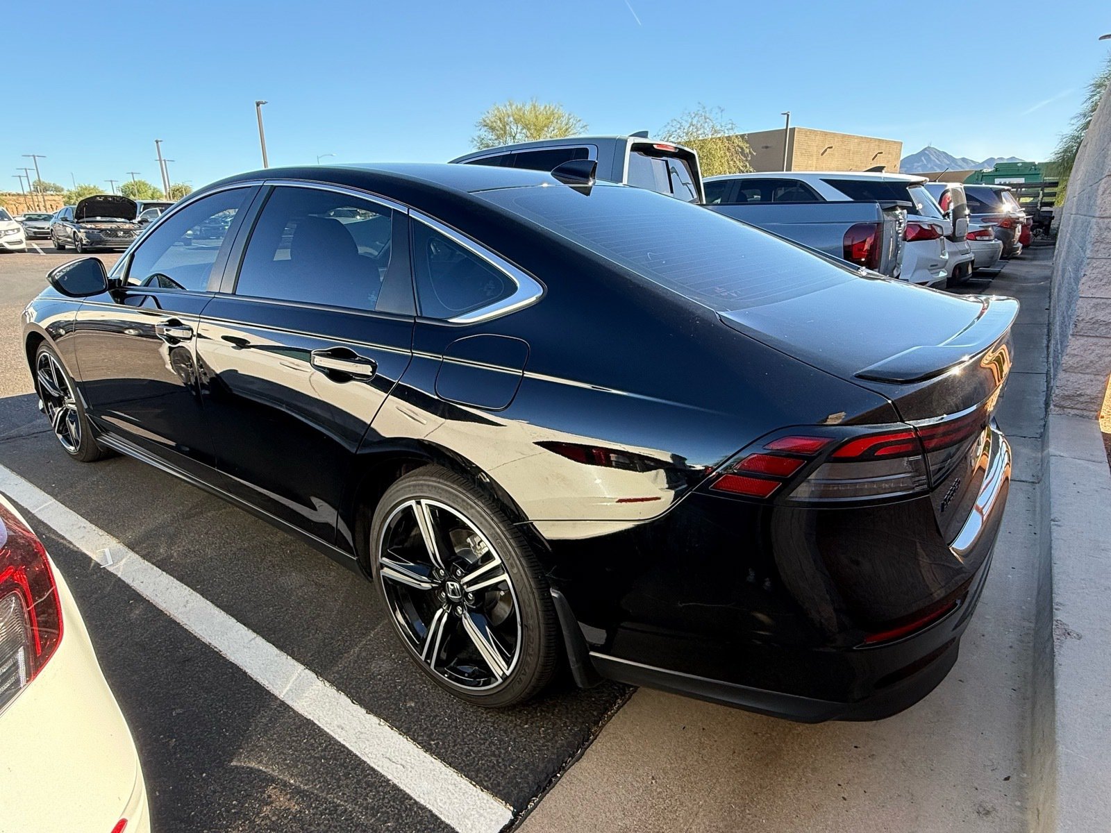 2024 Honda Accord Hybrid Sport — photo 2 thumbnail