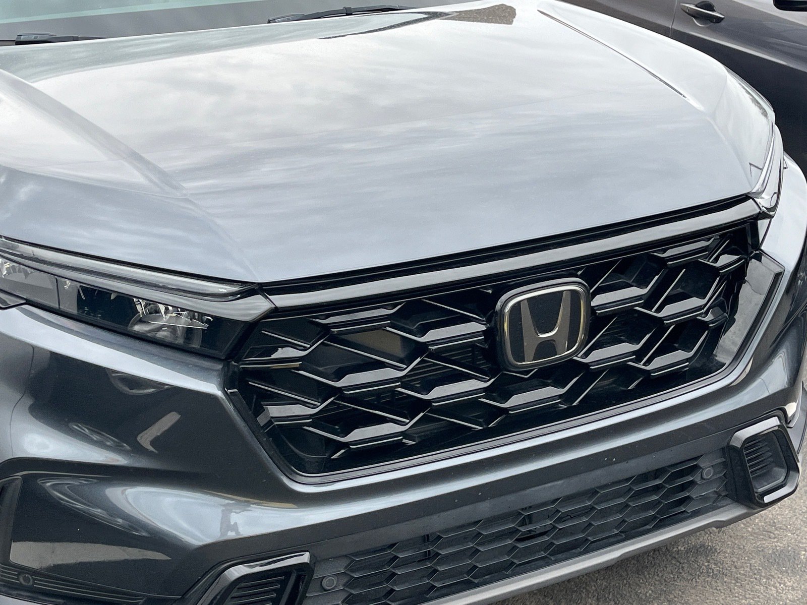 2024 Honda CR-V Hybrid Sport-L — photo 5 thumbnail