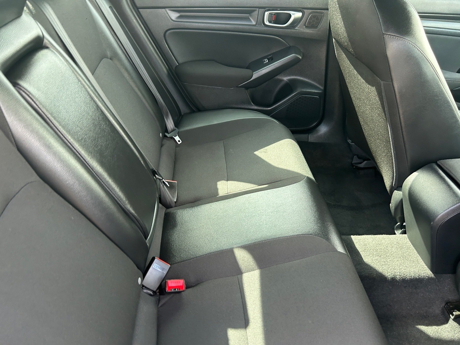 2025 Honda Civic Sport — photo 14 thumbnail