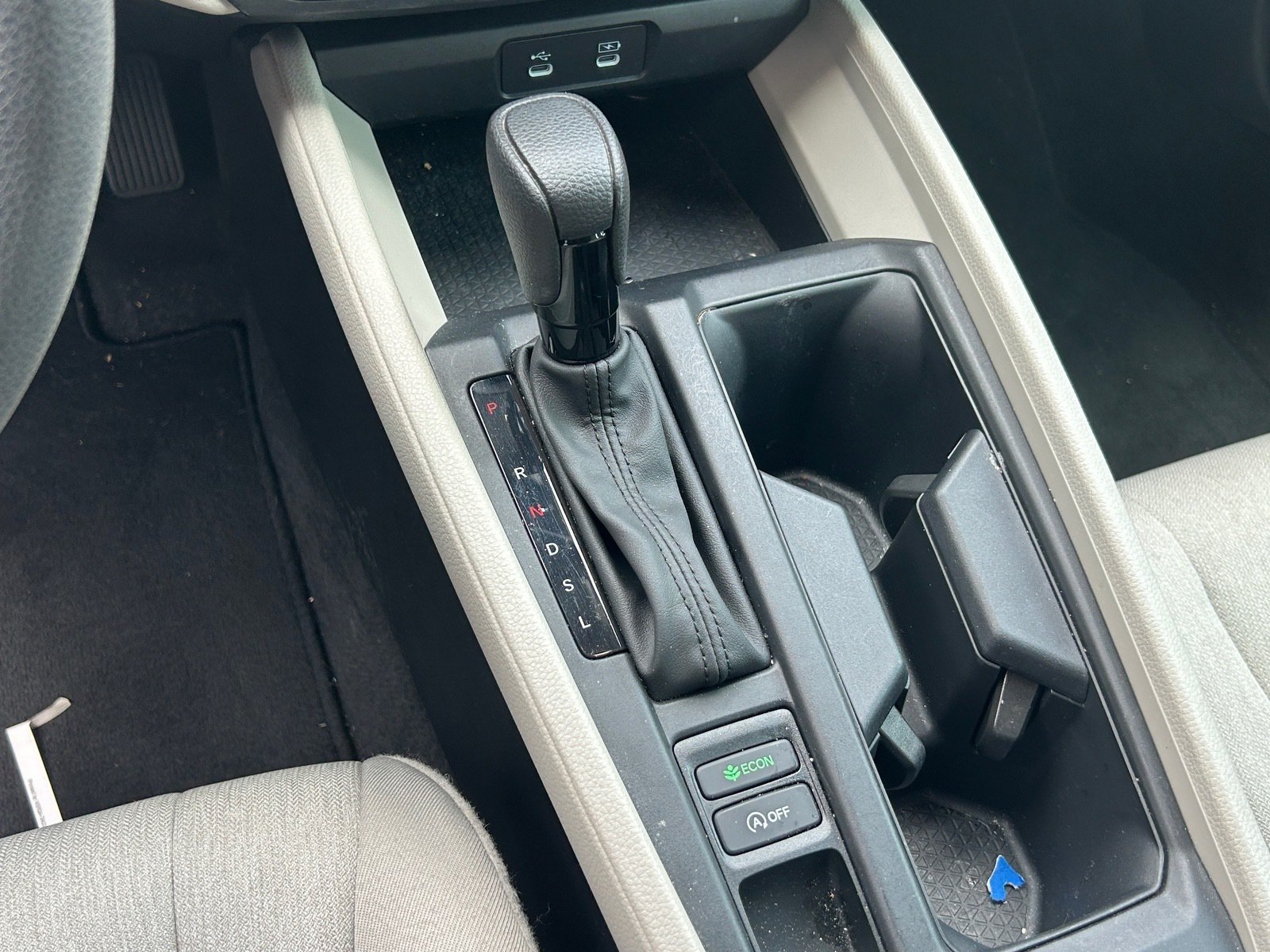 2025 Honda Accord Sedan LX — photo 7 thumbnail